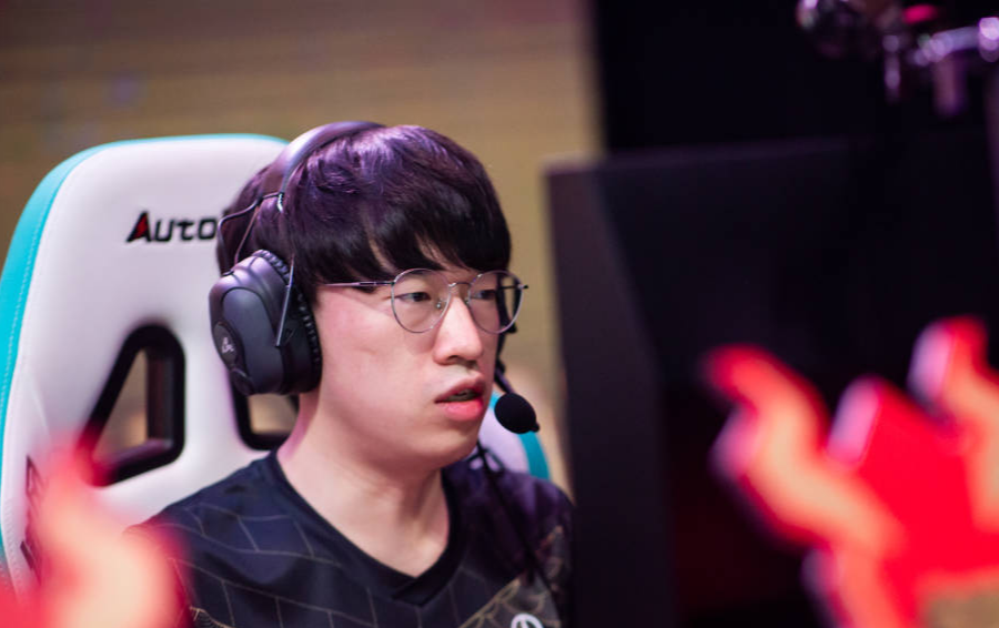 永劫无间手游首个皮肤盲盒上线元宵福利活动解析